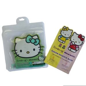 Hello Kitty Skin Care Bundle- Crème 🎀 🐱 Matcha 🍵 Hyaluronic Acid/Pineapple🍍